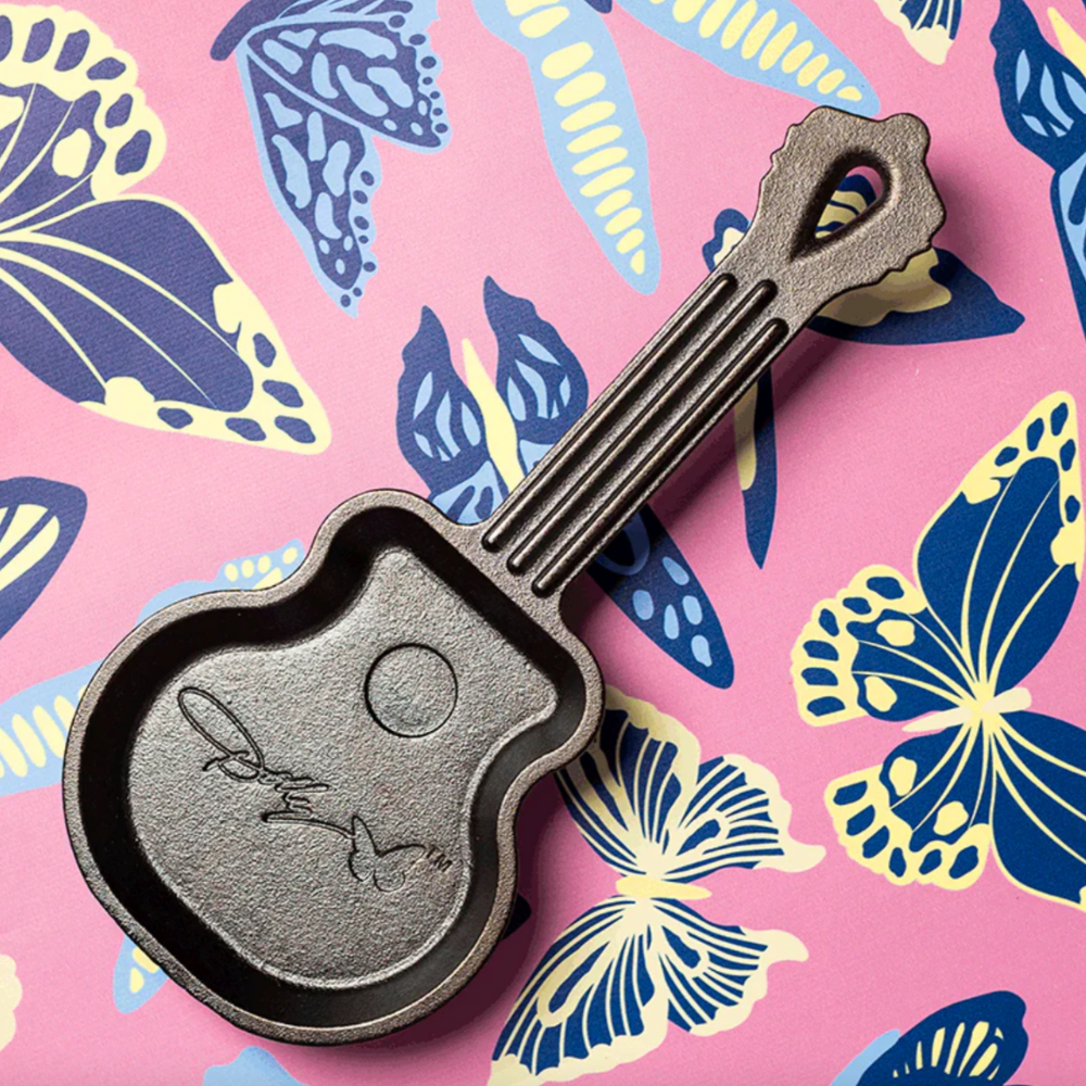 Lodge Cast Iron Dolly Parton Rockstar Guitar Mini Skillet